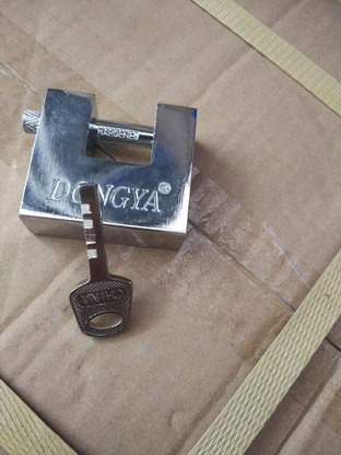 Shackle lock 03